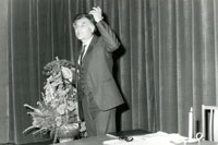 K. Genys