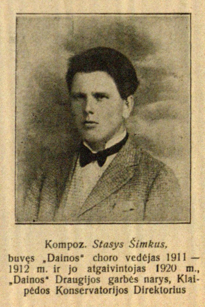 Kompoz. Stasys Šimkus...: [nuotr. prie straipsnio apie „Dainos“ draugiją] // Krivulė. – 1924, Nr. 9, p. 8.