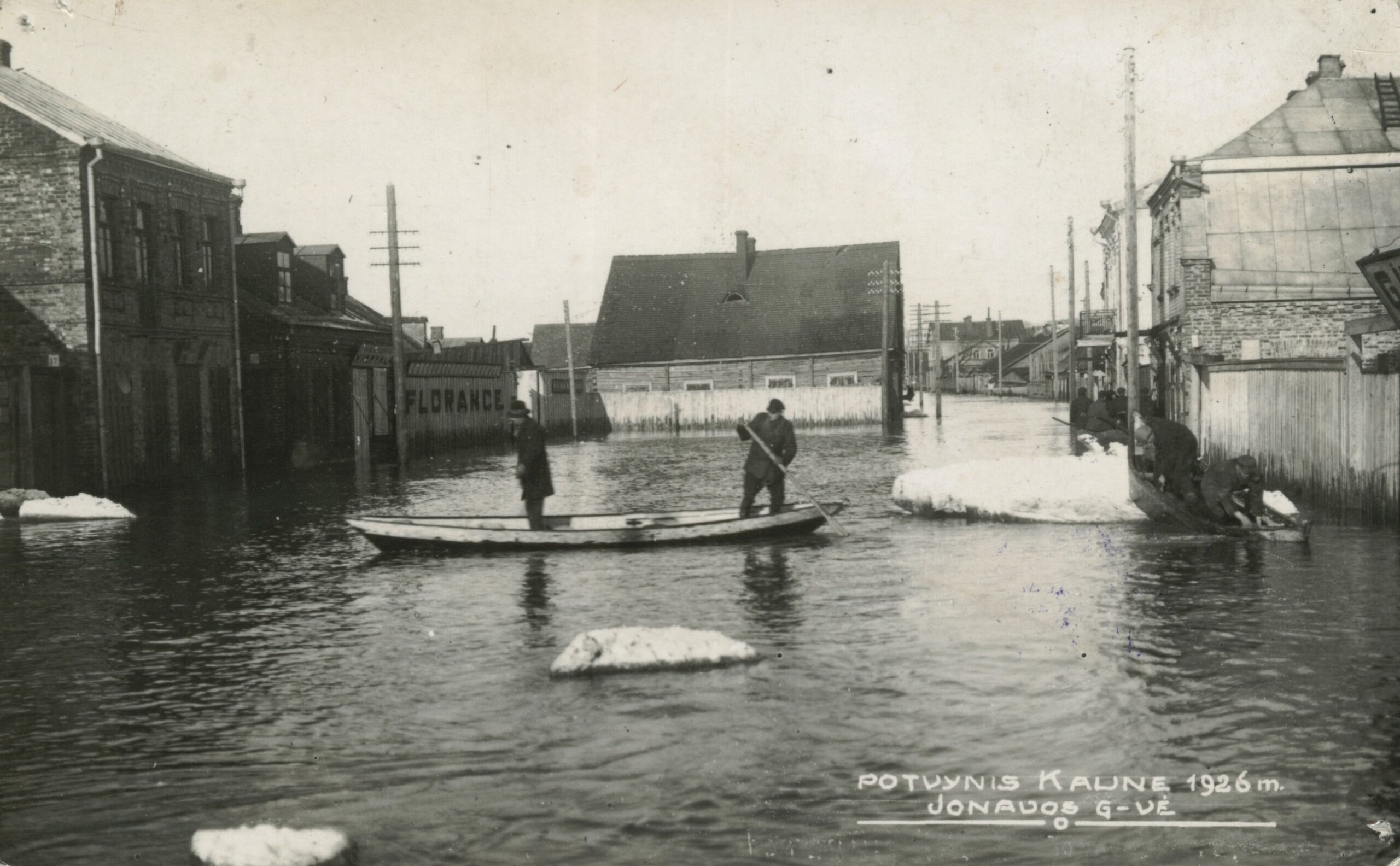 Potvynis Jonavos gatvėje. 1926 m.