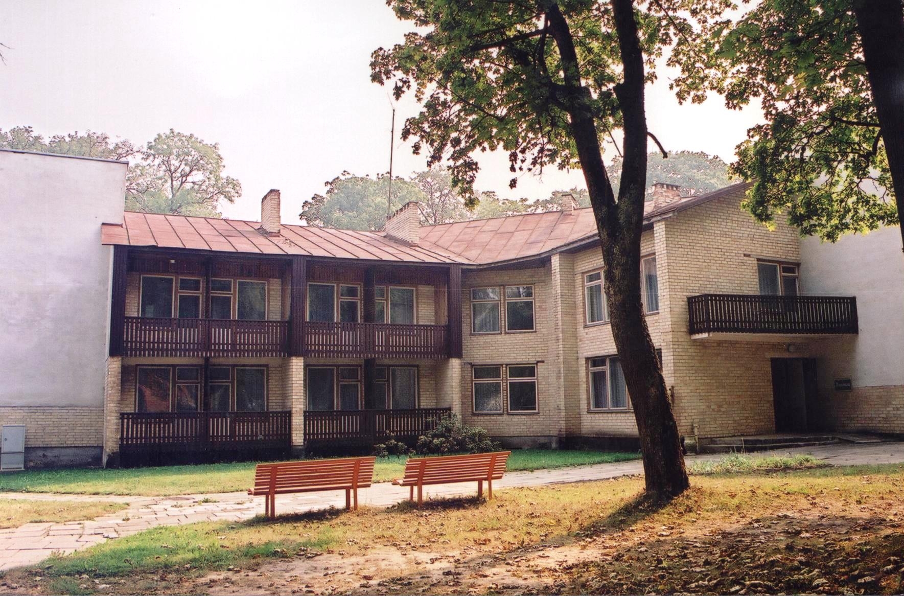 „Spalio“ sanatorijos VII korpusas. 1998 m.