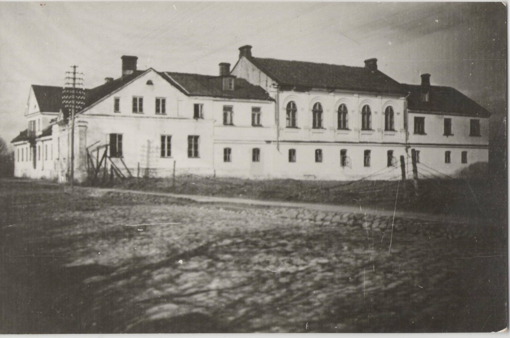 Marijampolės realinė gimnazija. Apie 1920 m.