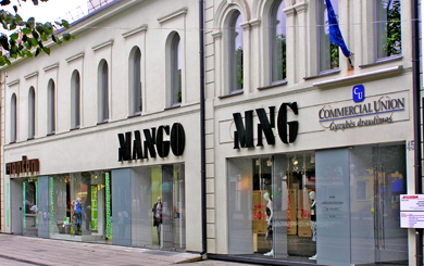 Parduotuvė „Mango“. 2004 m.