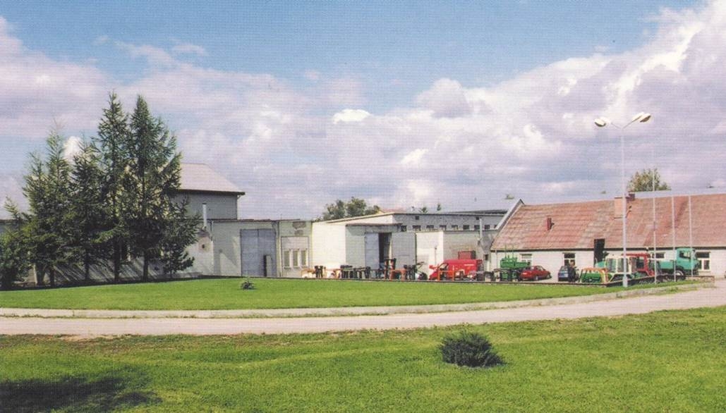 Vaizdas į buvusį Rokų keramikos gamyklos Garliavos cechą. 2003 m.