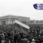 Ąžuolyno biblioteka, minėdama 35-ąsias Sausio 13-osios metines ir įgyvendindama projektą „Laisvai apie Laisvę: Sausio 13-oji jaunosios kartos akimis“, kviečia jaunimą (15–29 m.) tapti istorijos kūrėjais, fiksuojant tėvų, senelių ar kitų sausio 13-osios dalyvių prisiminimus.