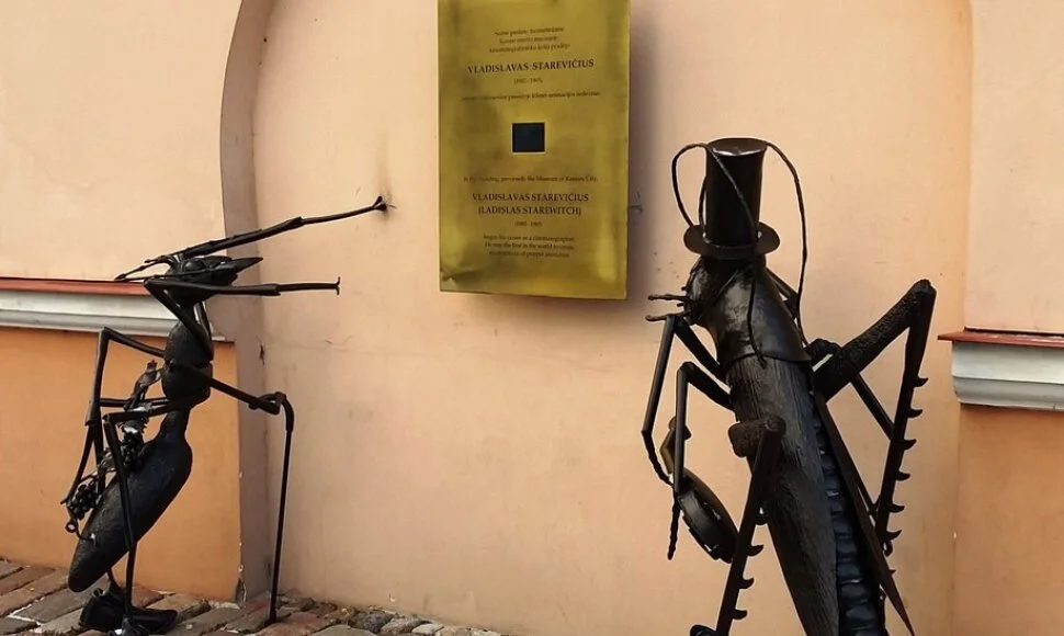 V. Starevičiaus garbei jo kurtų personažų skulpūros, httpswww.15min.ltkulturanaujienarenginiaiparoda-starewicz-animacijos-pradininkas-29-1248166