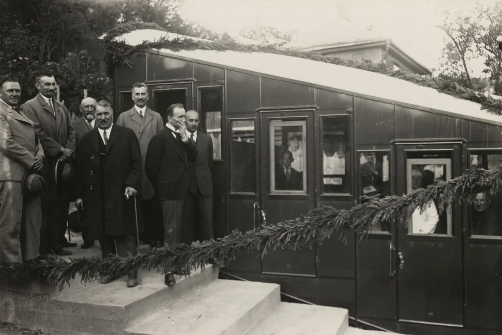 Žaliakalnio funikulieriaus atidarymo ceremonija, 1931 m.,Nacionalinis M. K. Čiurlionio dailės muziejus